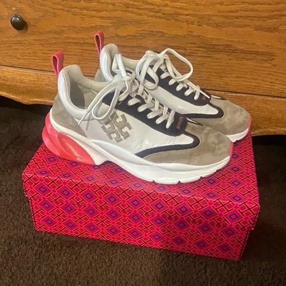 Tory Burch Good Luck Trainer women’s sneakers size 9 - Picture 4 of 9